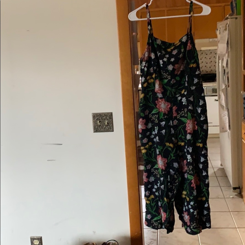 Tank top jumper - black with flowers